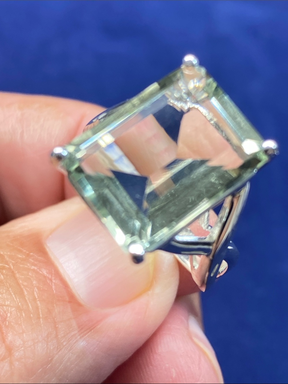 Sterling Silver Green Amethyst Statement Ring - Elegant Emerald Cut Size 8